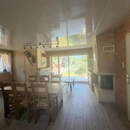Entierement Renove Avec Grande Terrasse * Orgeix