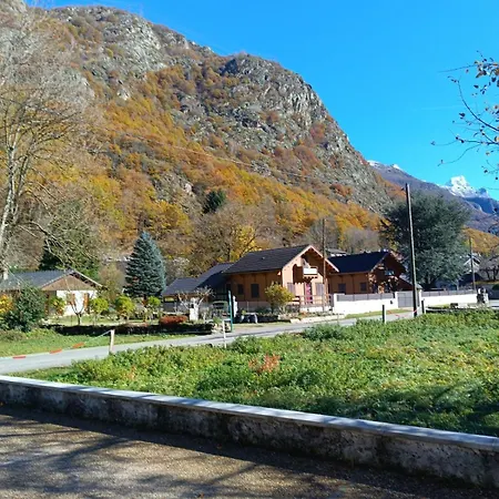 Entièrement Rénové Avec Grande Terrasse Сasa de vacaciones Orgeix